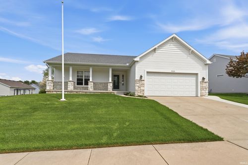 6606 Erie Falls Dr, South Bend, IN, 46614-5777 | Card Image