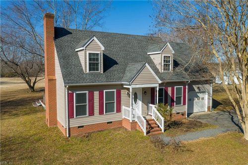 230 Chick Cove Dr, Hardyville, VA, 23070-9705 | Card Image