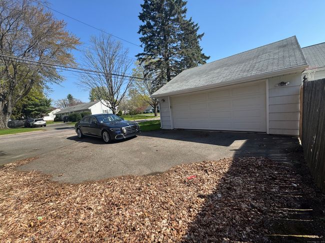 71 Schiller Rd, House other with 3 bedrooms, 2 bathrooms and null parking in Fairfield CT | Image 28