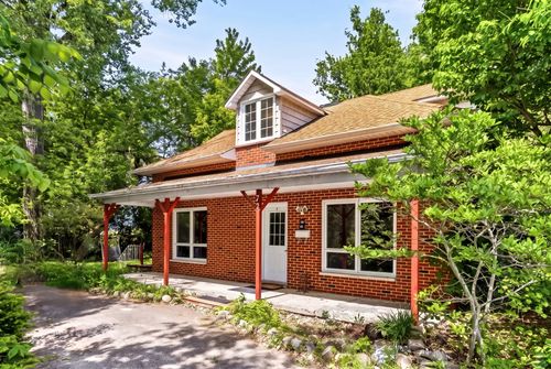72 Rue De La Cédrière, House with 3 bedrooms, 2 bathrooms and null parking in Gatineau QC | Card Image