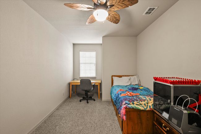 Secondary bedroom upstairs | Image 26