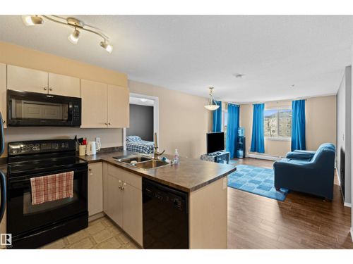 4309 33 St, Stony Plain, AB, T7Z0C4 | Card Image