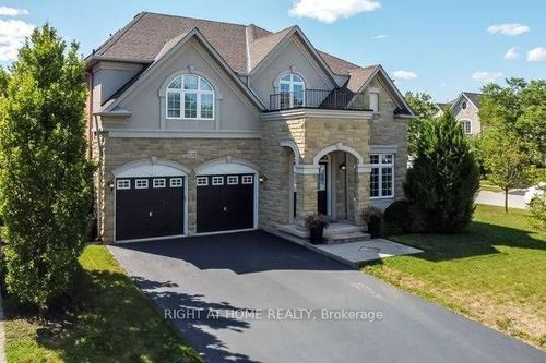 122 Spring Azure Cres, Oakville, ON, L6L6V8 | Card Image