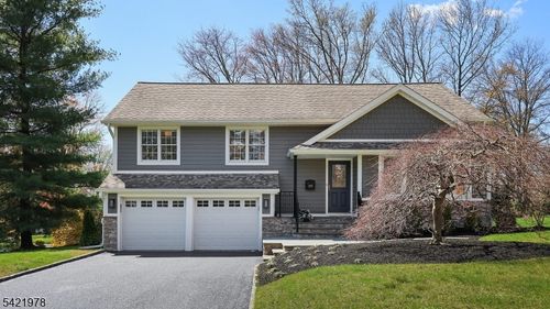 1973 Inverness Dr, Scotch Plains, NJ, 07076-2636 | Card Image