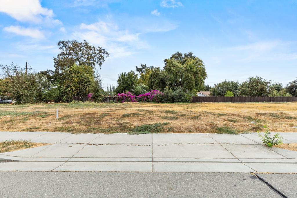 Land in Knights Landing 3