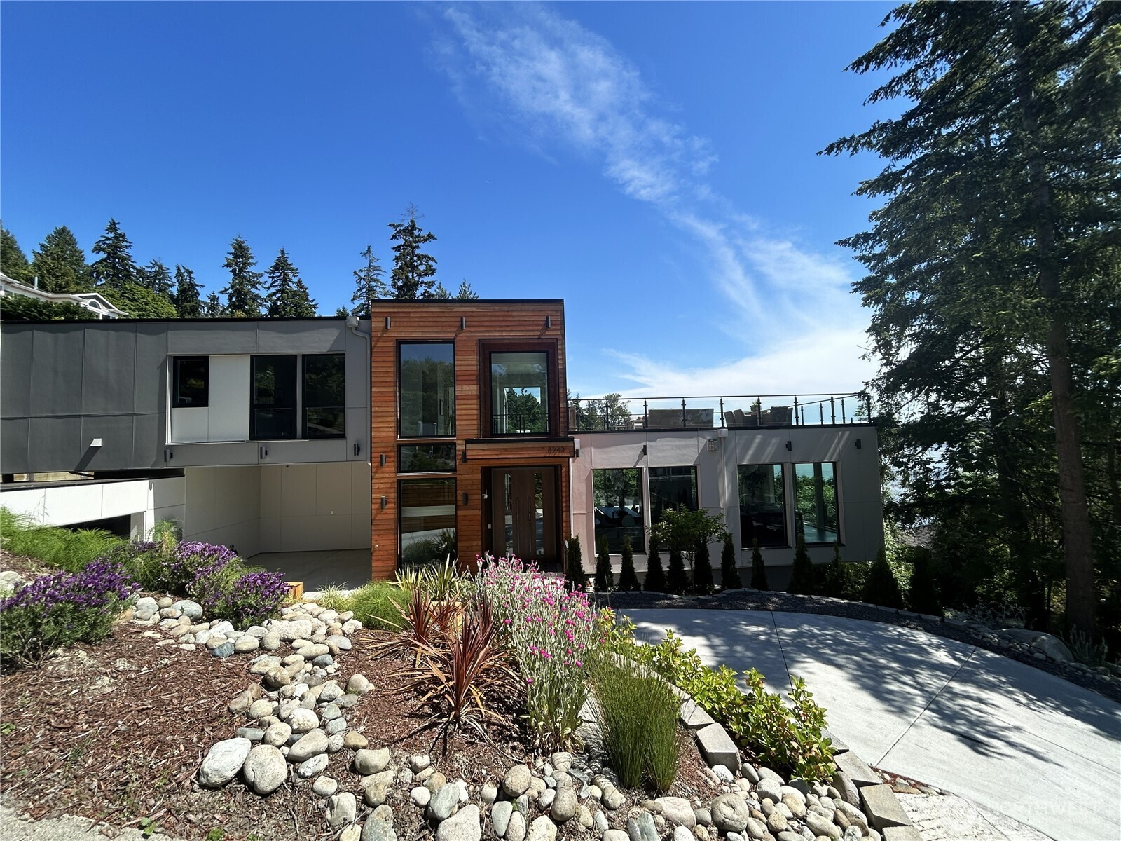 Residential Lease in Mercer Island 4