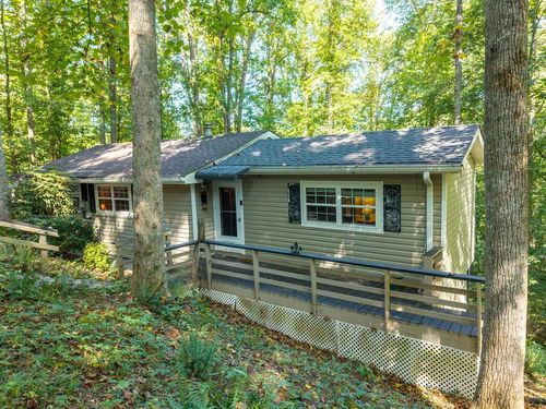 261 Dogwood Cir, Hayesville, NC, 28904-4781 | Card Image