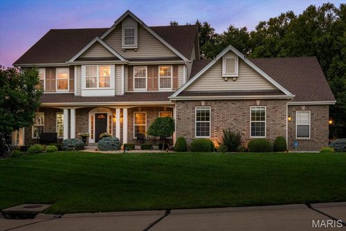 9031 Spy Glass Place Dr, O Fallon, MO, 63368-3848 | Card Image