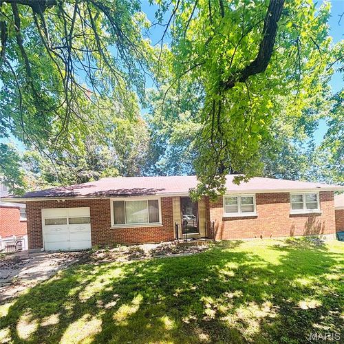 2423 Caverhill Dr, Saint Louis, MO, 63136-5207 | Card Image