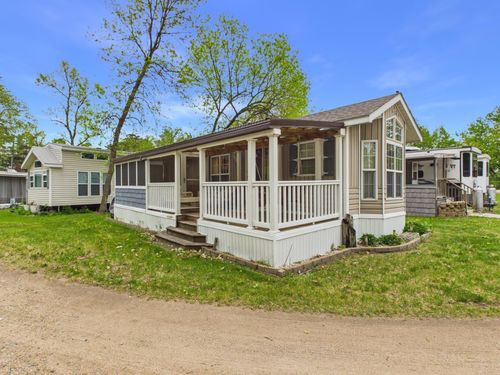22-21707 State Highway 22, Richmond, MN, 56368-8055 | Card Image