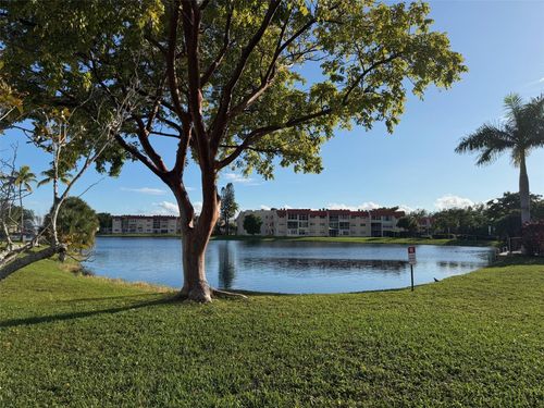 apt-305-2950 W Sunrise Lakes Dr, Sunrise, FL, 33322-1680 | Card Image