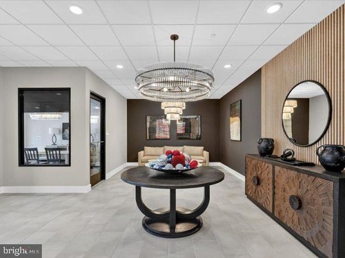 412403402415-624 Main St, ROYERSFORD, PA, 19468-2438 | Card Image