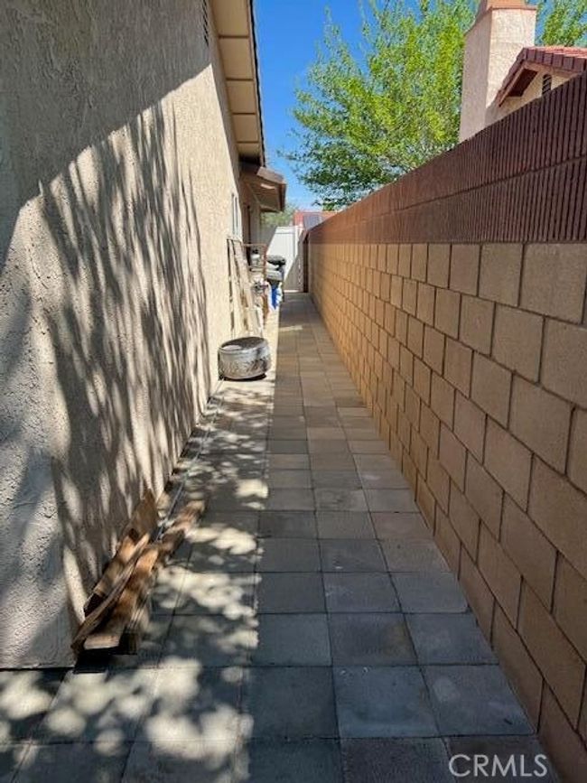 1832 Louise Ave, House other with 3 bedrooms, 2 bathrooms and 2 parking in Lancaster CA | Image 45