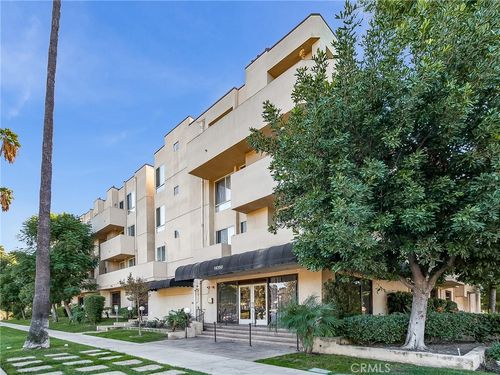 124-19350 Sherman Way, Reseda, CA, 91335-3764 | Card Image