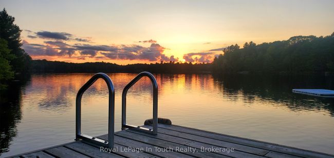 340 Healey Lake W/A N/A, House other with 2 bedrooms, 1 bathrooms and null parking in The Archipelago ON | Image 4