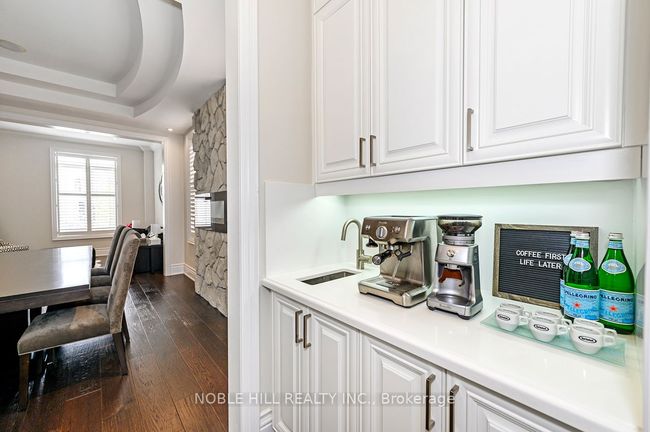 17 Westbrooke Blvd, House other with 4 bedrooms, 5 bathrooms and 6 parking in Nobleton ON | Image 8