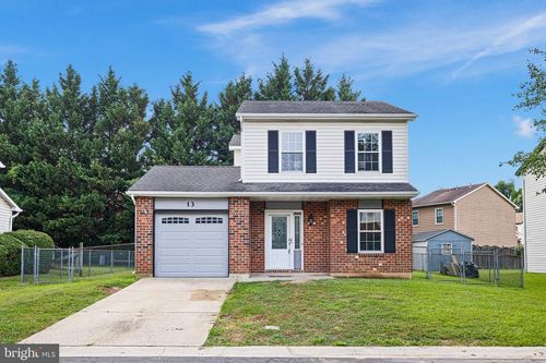 13 Iris Ln, NEWARK, DE, 19702-4498 | Card Image