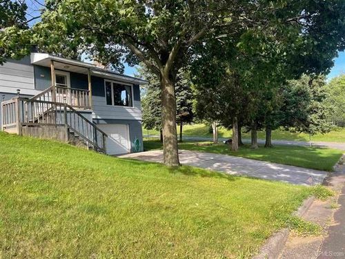 106 3rd St, Alpha, MI, 49902-5114 | Card Image
