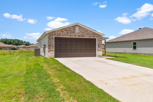 105 Terrence Dr, Beebe, AR, 72012-2414 | Card Image