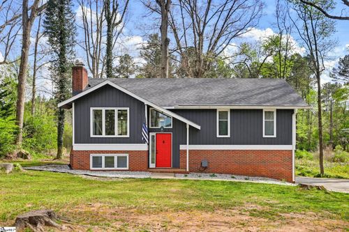 137 Towne Creek Trl, Anderson, SC, 29621-1237 | Card Image