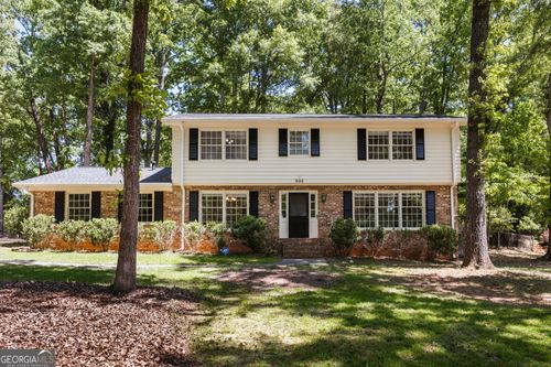 535 Brookwood Dr, Athens, GA, 30605-3811 | Card Image