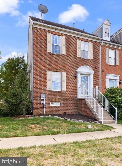1700 Derrs Sq W, FREDERICK, MD, 21701-2520 | Card Image