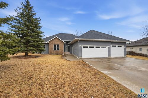 7505 W 15th St Street, Sioux Falls, SD, 57106 | Card Image