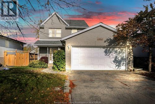 1352 Giselle Cres, Windsor, ON, N8W5P5 | Card Image