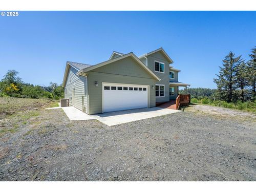 63315 Bastendorf Beach Rd, Coos Bay, OR, 97420-6622 | Card Image