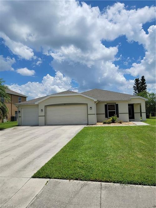 8171 Liriope Loop, LEHIGH ACRES, FL, 33972-7547 | Card Image