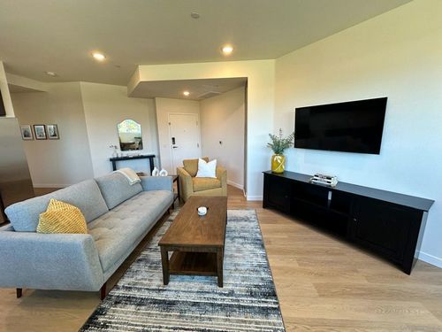 apt-110-3909 Voltaire St, San Diego, CA, 92107-1882 | Card Image