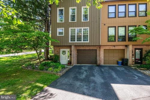 66 Winged Foot Dr, READING, PA, 19607-3410 | Card Image