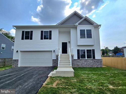 121 Bishop Ave, BROOKLYN, MD, 21225-3211 | Card Image