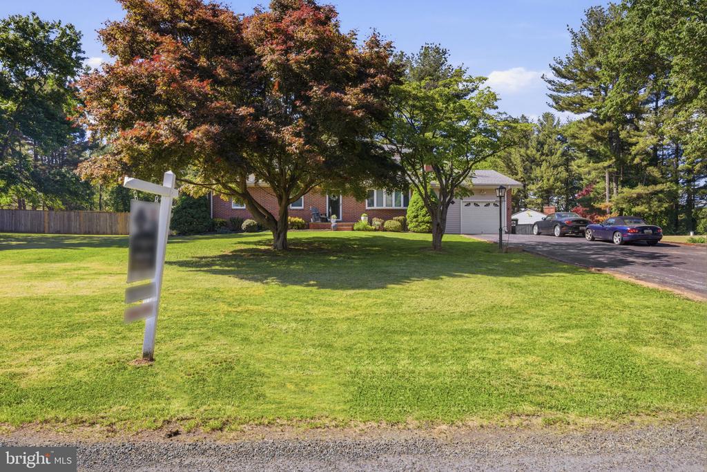 Residential in FALLSTON 4