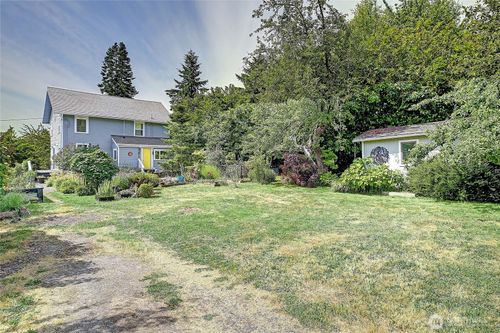 522 Chapman Rd, Camano Island, WA, 98282-8465 | Card Image