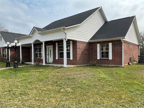 104 Woodward Ln, Silsbee, TX, 77656-6510 | Card Image
