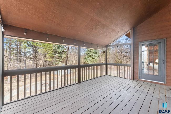 504 E Plum Creek Rd, House other with 4 bedrooms, 5 bathrooms and null parking in Sioux Falls SD | Image 17