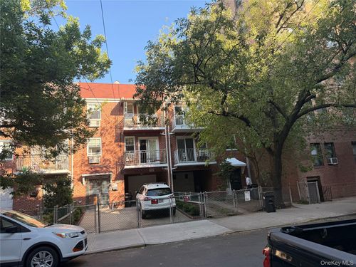 34-09 30th Street, New York, NY, 11106 | Card Image