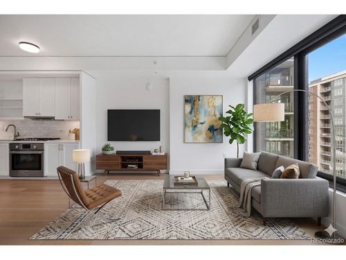 925-1750 Wewatta St, Denver, CO, 80202-6670 | Card Image