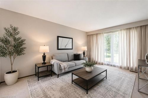 17 Glenda Crt, Guelph, ON, N1H6V6 | Card Image