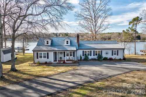 4353 Duck Haven Ln, Lake Wylie, SC, 29710-6034 | Card Image