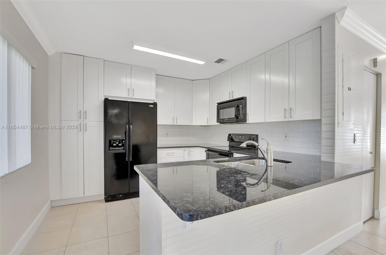 48th Ter, Deerfield Beach, FL 33442