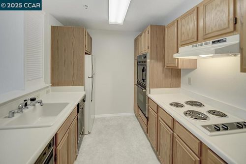 apt-2437-1840 Tice Creek Dr, Walnut Creek, CA, 94595-2464 | Card Image