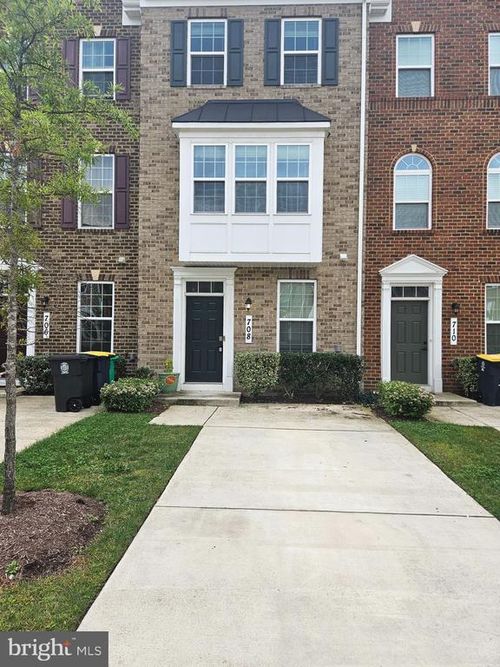 708 Sky Bridge Dr, UPPER MARLBORO, MD, 20774-3774 | Card Image