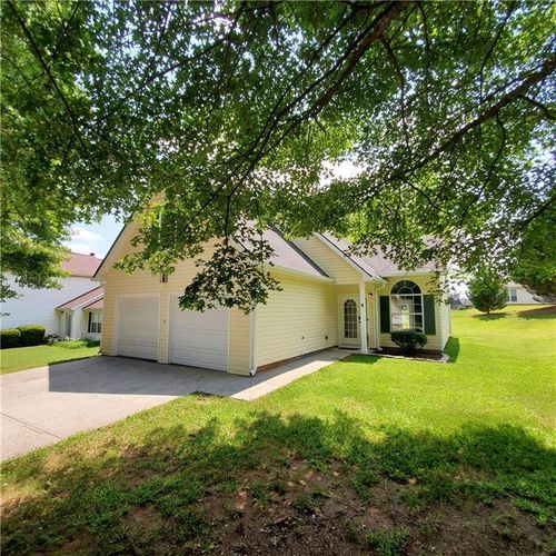 833 Kendall Park Dr, Winder, GA, 30680-7860 | Card Image