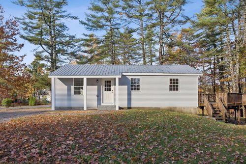 1 Pine Lane, Raymond, ME, 04071 | Card Image