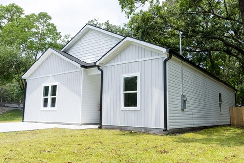 4122 Blanton St, North Charleston, SC, 29405-6971 | Card Image