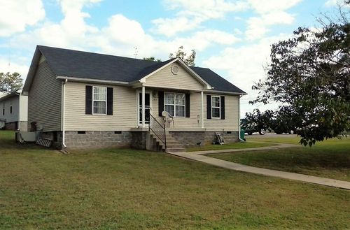670 Crestland St, Lewisburg, TN, 37091-3424 | Card Image