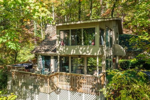 906 Inspiration Trail Trail, Gatlinburg, TN, 37738 | Card Image