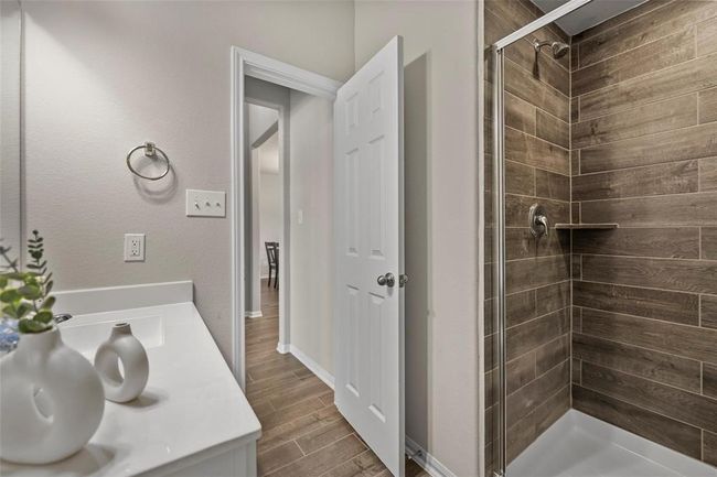 32703 Dew Crest St, House other with 5 bedrooms, 3 bathrooms and 2 parking in Fulshear TX | Image 14